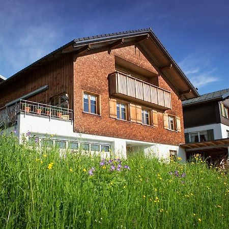Haus Elfriede Apartment Schwarzenberg im Bregenzerwald Ruang foto