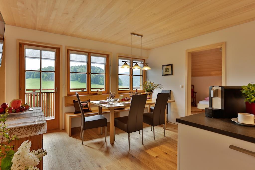 Haus Elfriede Apartment Schwarzenberg im Bregenzerwald Ruang foto